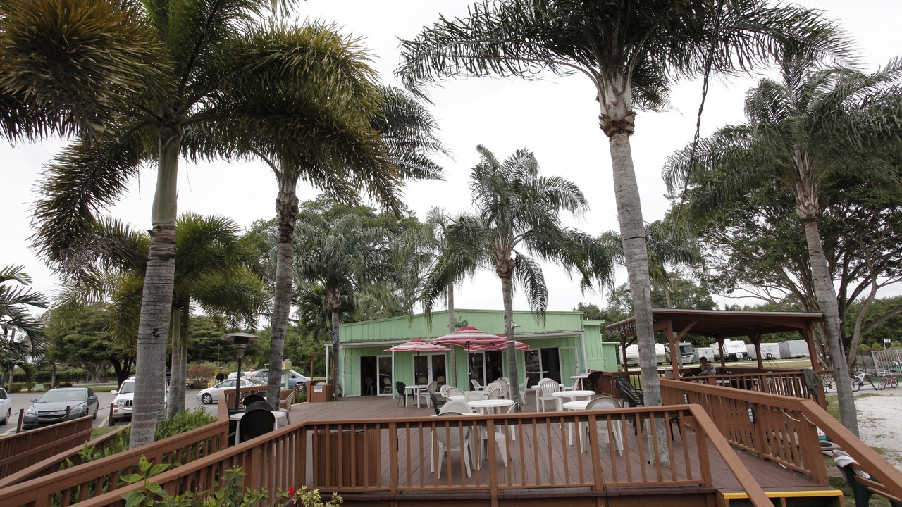 Photo of Outdoor in Ludlam