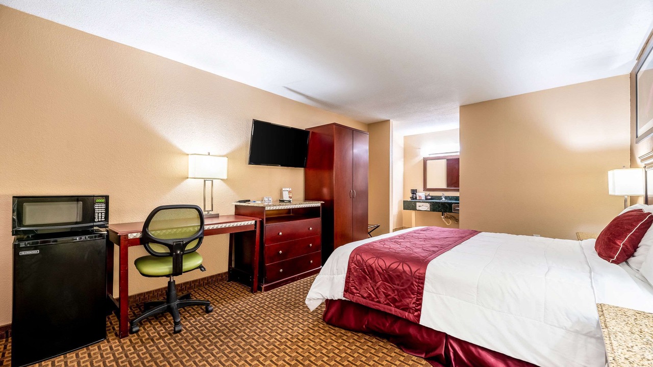 Photo of Bedroom in Bushnell