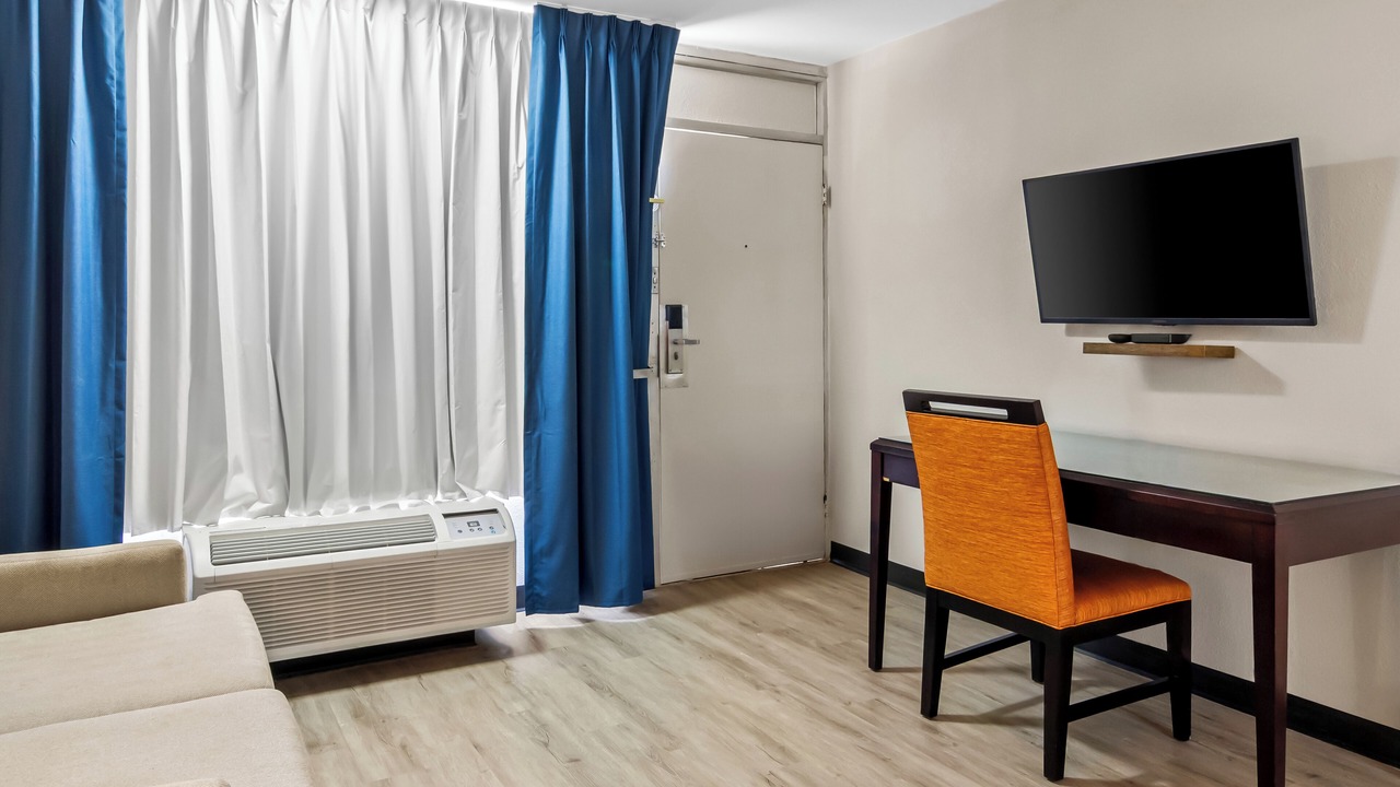 Photo of Bedroom in Orange Park