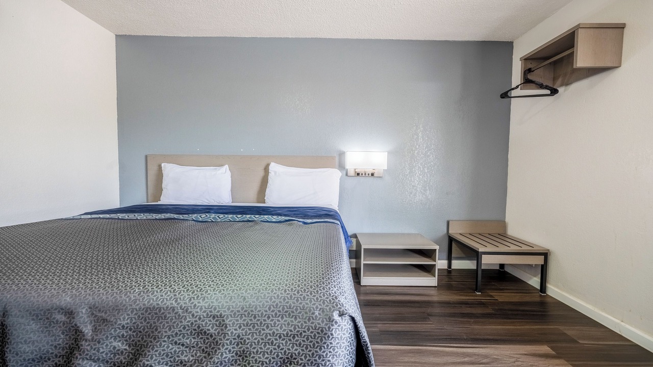 Photo of Bedroom in Bartow