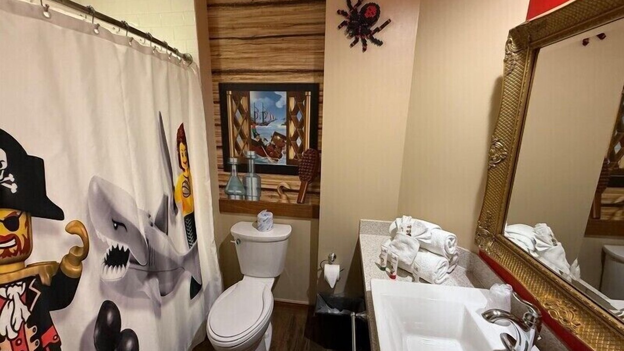Photo of Bathroom in Cypress Gardens