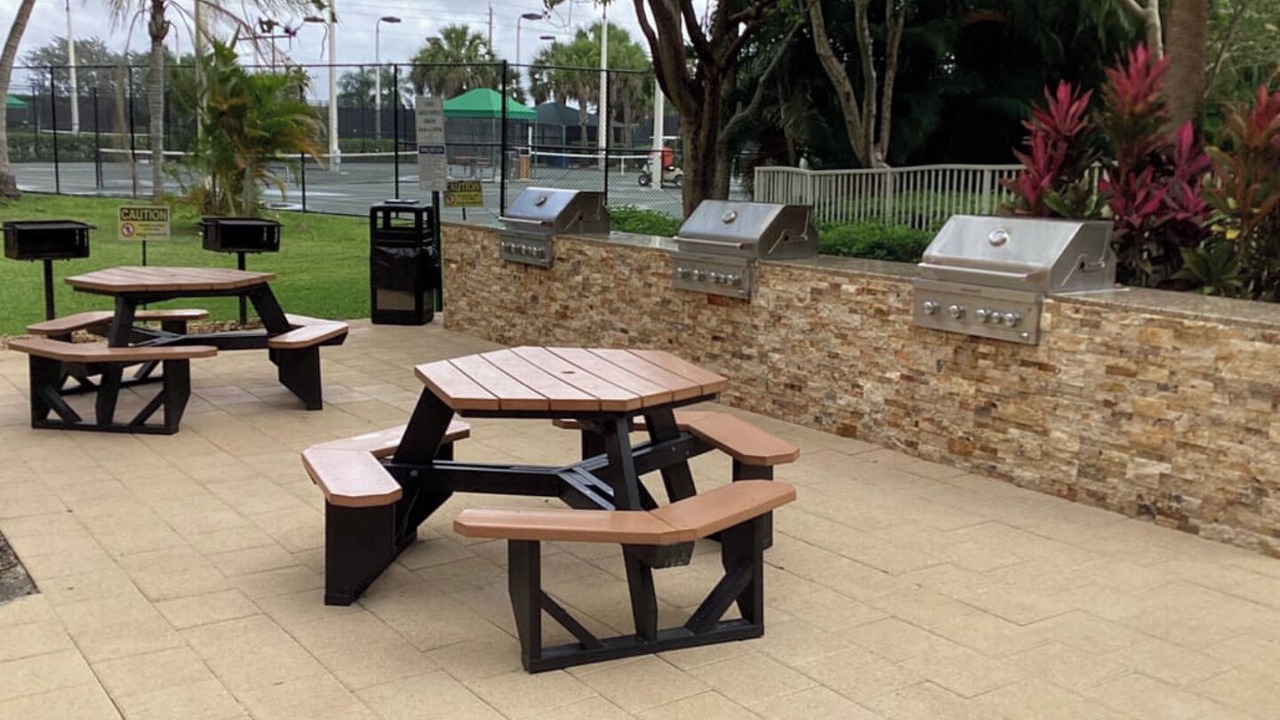 Photo of Outdoor in Weston