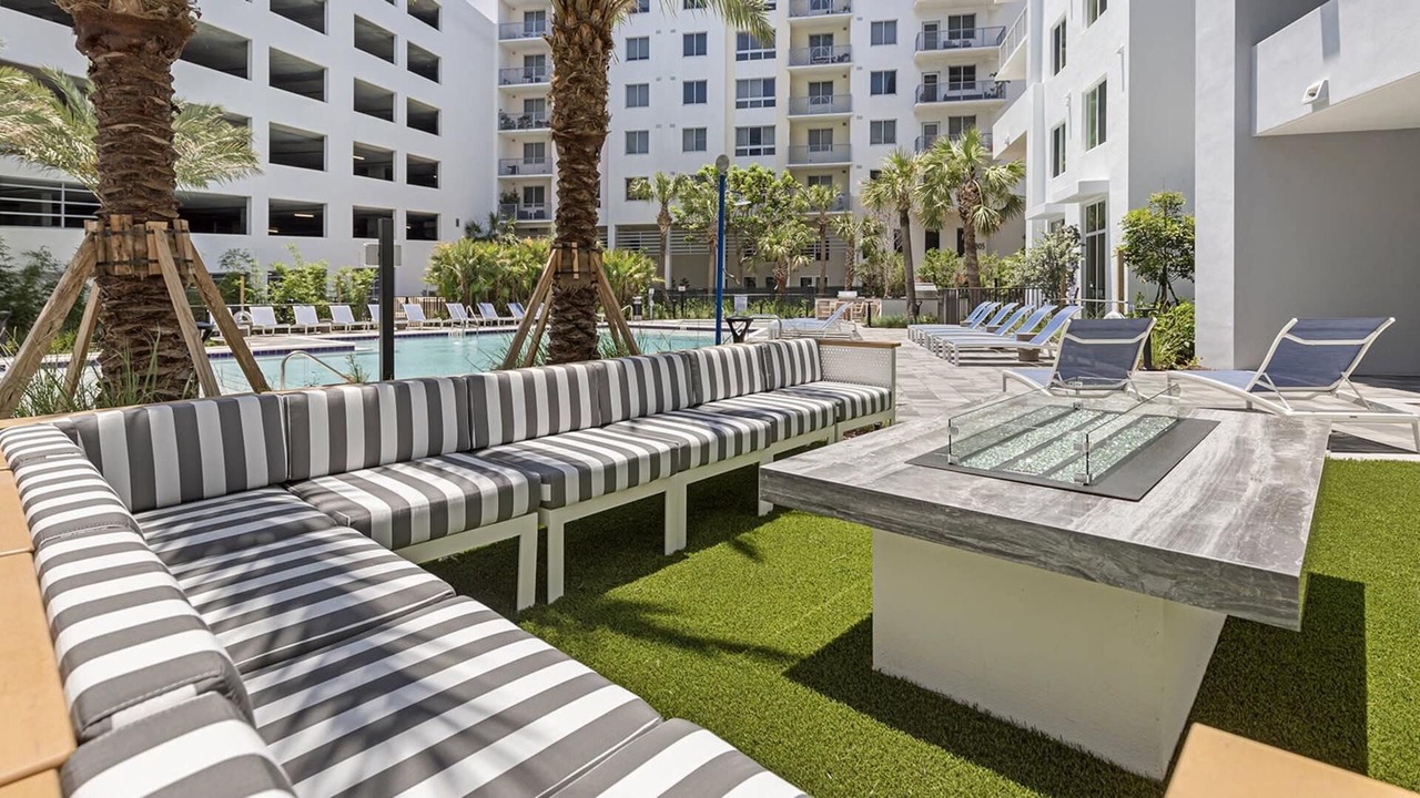 Photo of Patio Balcony in Palm Beach - West Palm Beach
