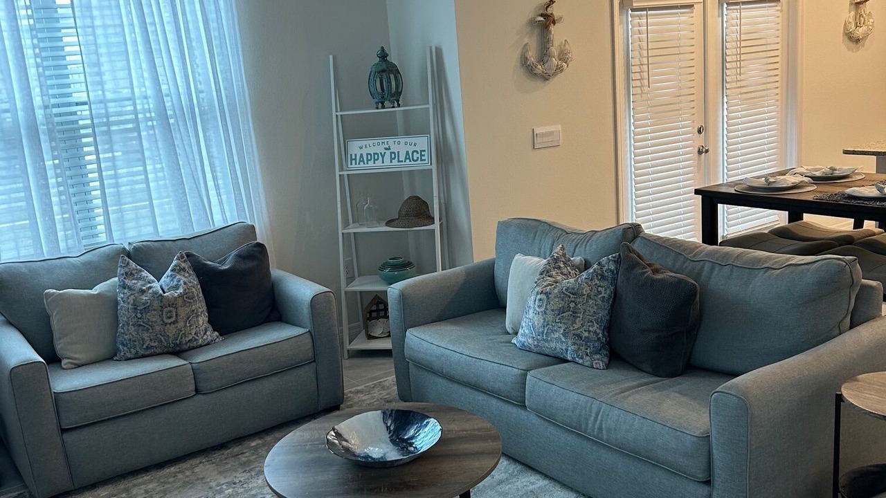 Photo of Livingroom in New Smyrna Beach