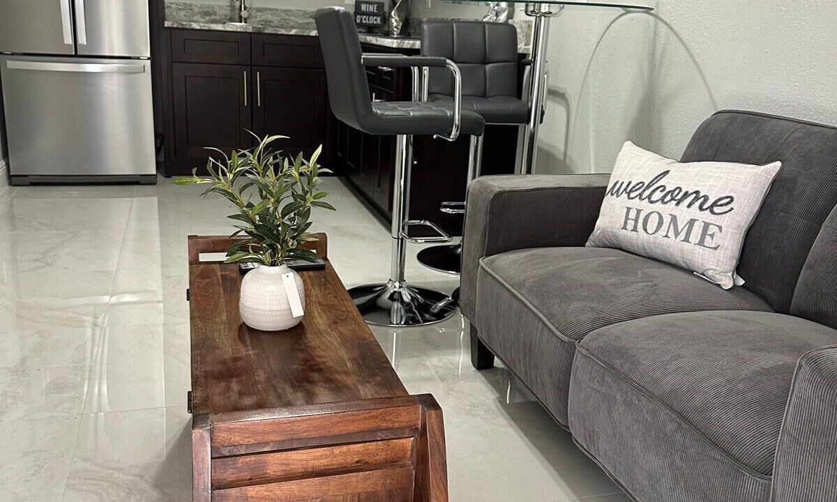 Photo of Livingroom in Azalea Park
