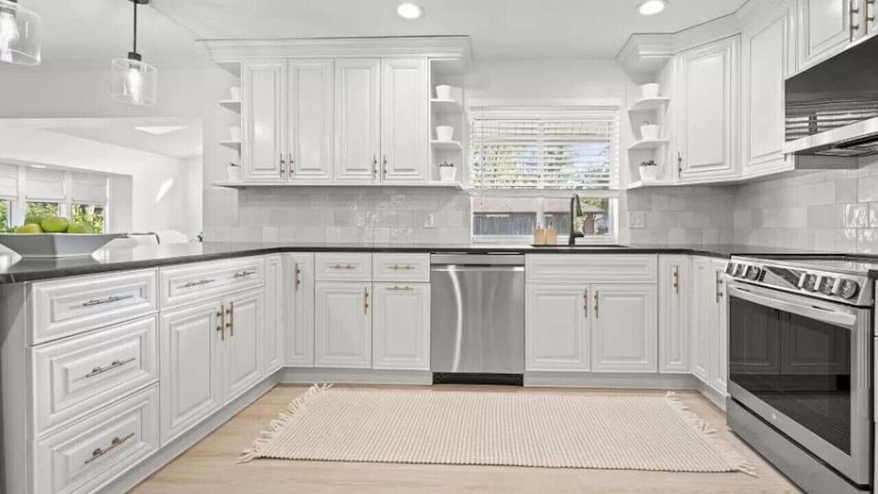 Photo of Kitchen in Palm Valley