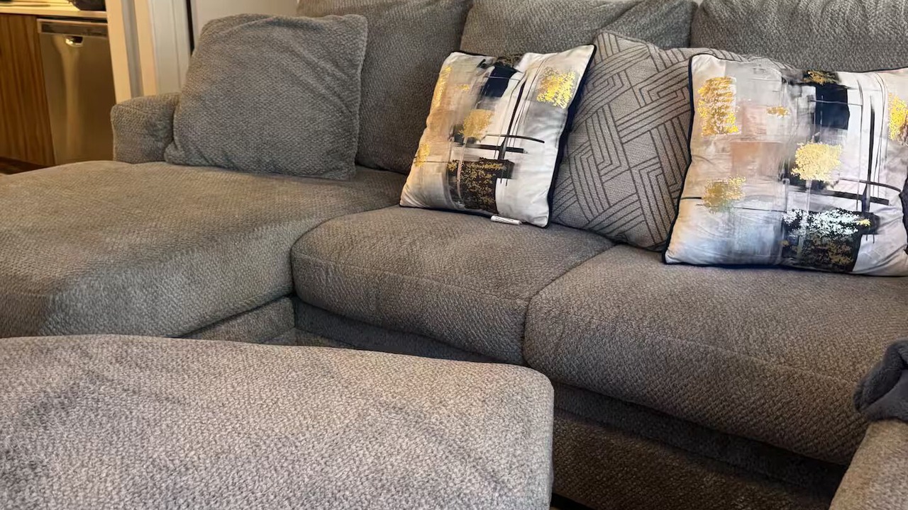 Photo of Livingroom in North Druid Hills