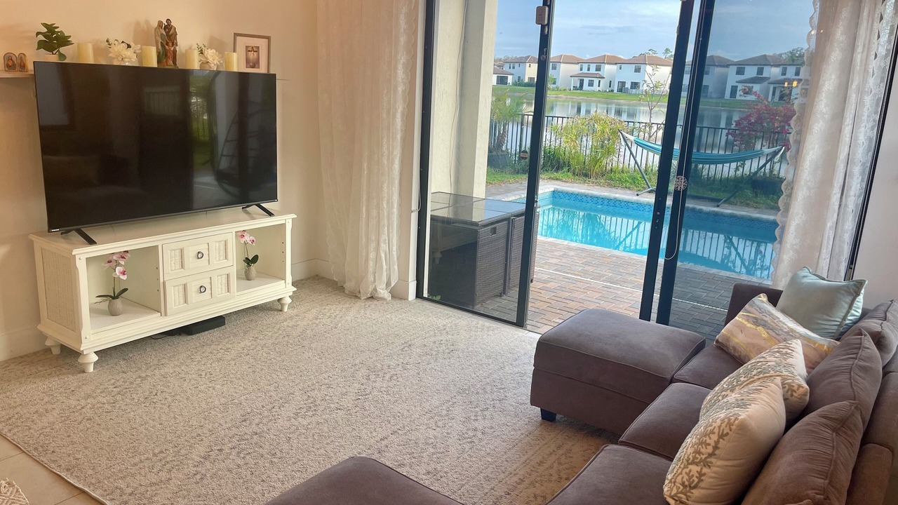 Photo of Livingroom in Immokalee