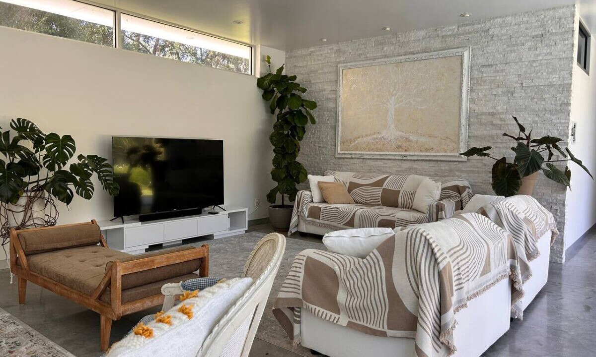 Photo of Livingroom in Floral City