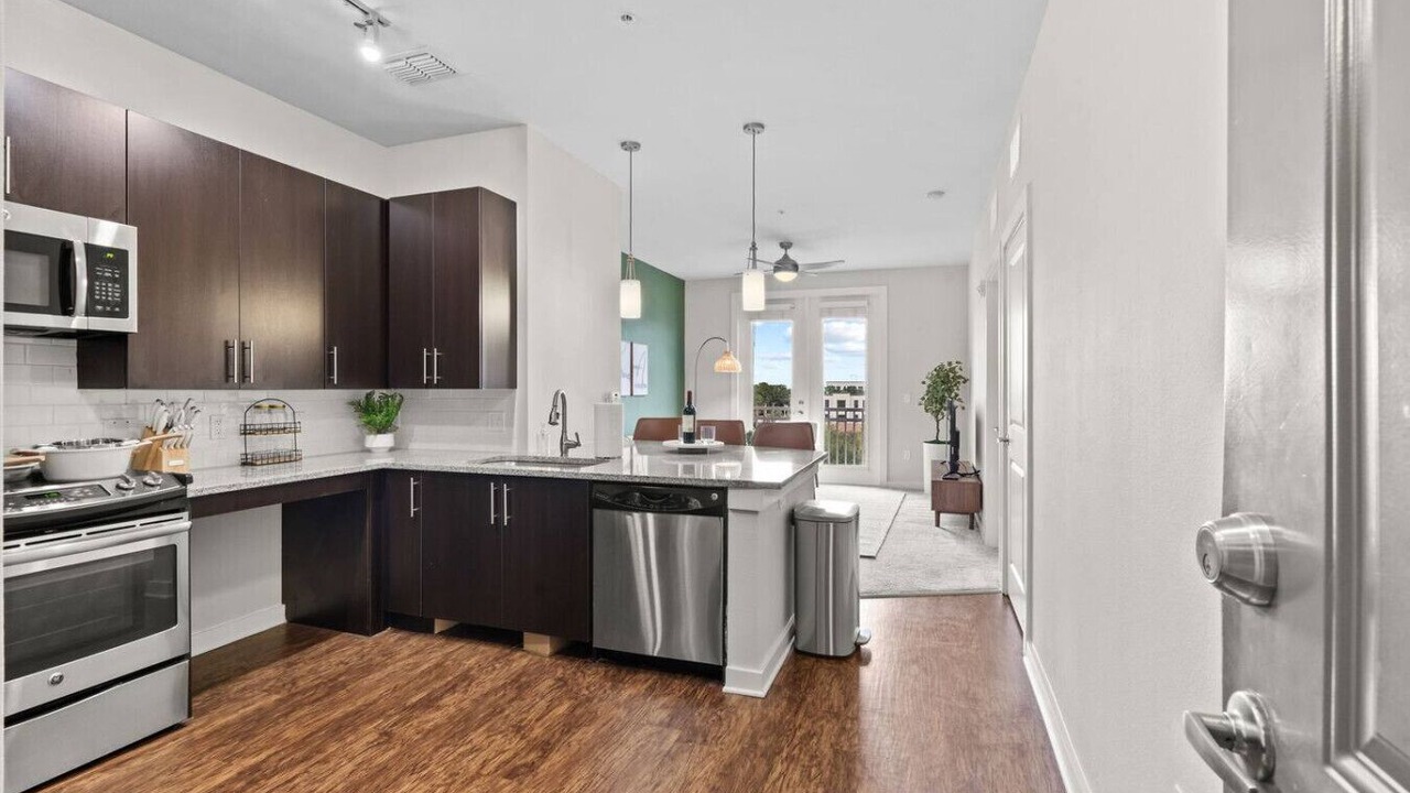 Photo of Kitchen in Courier City - Oscawana