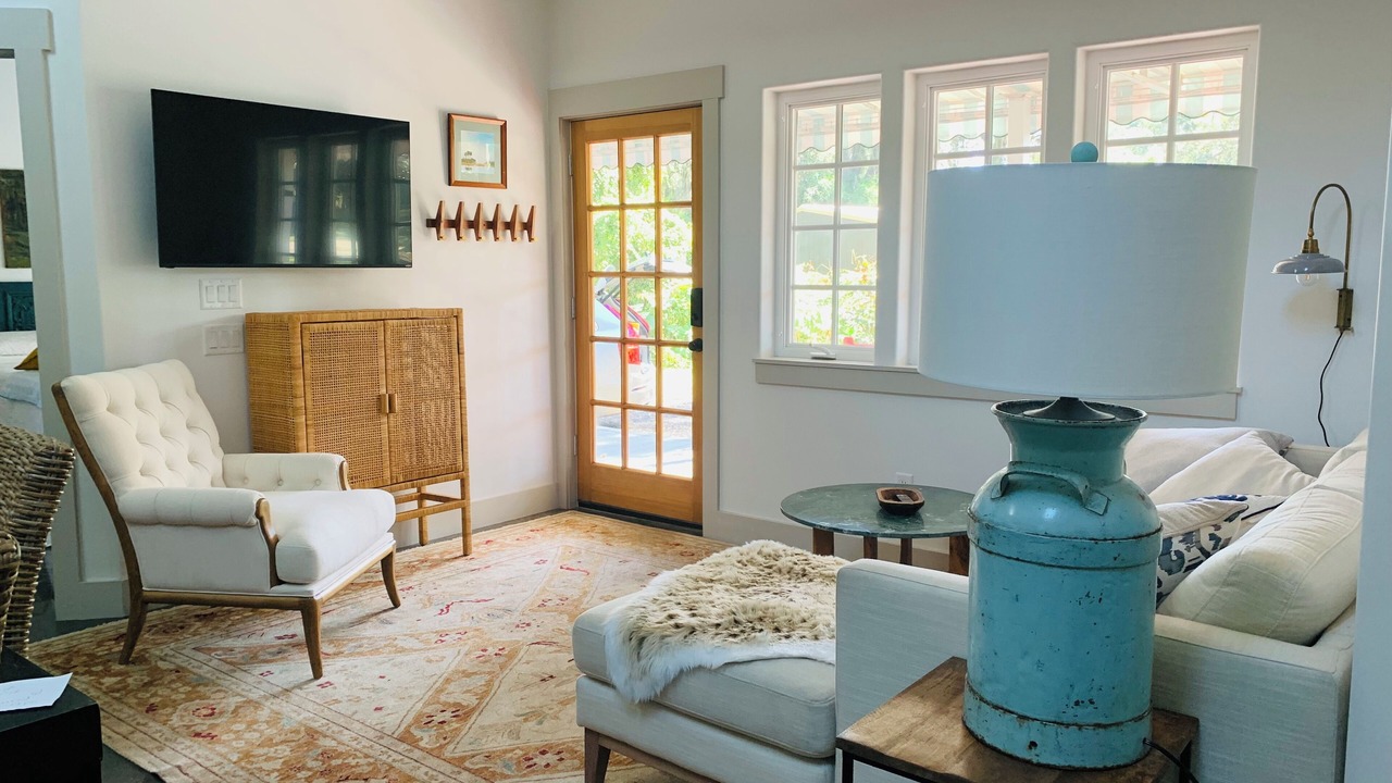 Photo of Livingroom in Amelia City
