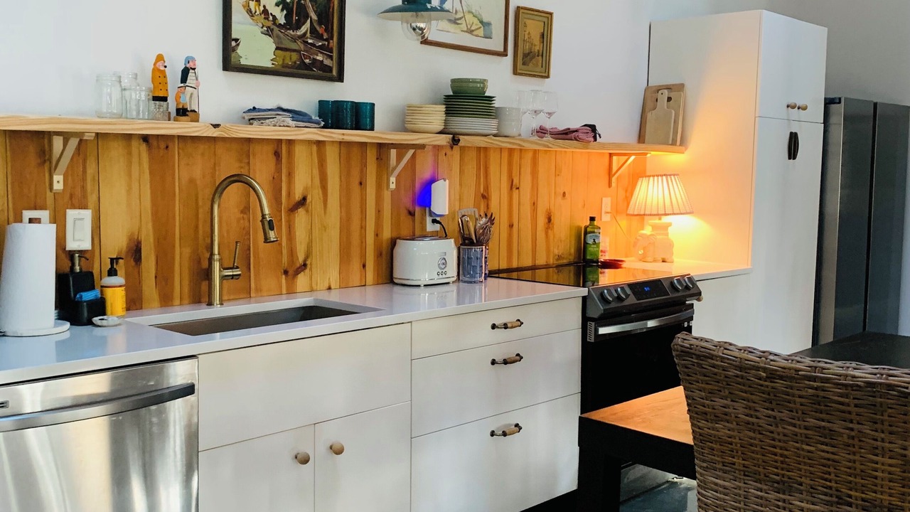 Photo of Kitchen in Amelia City