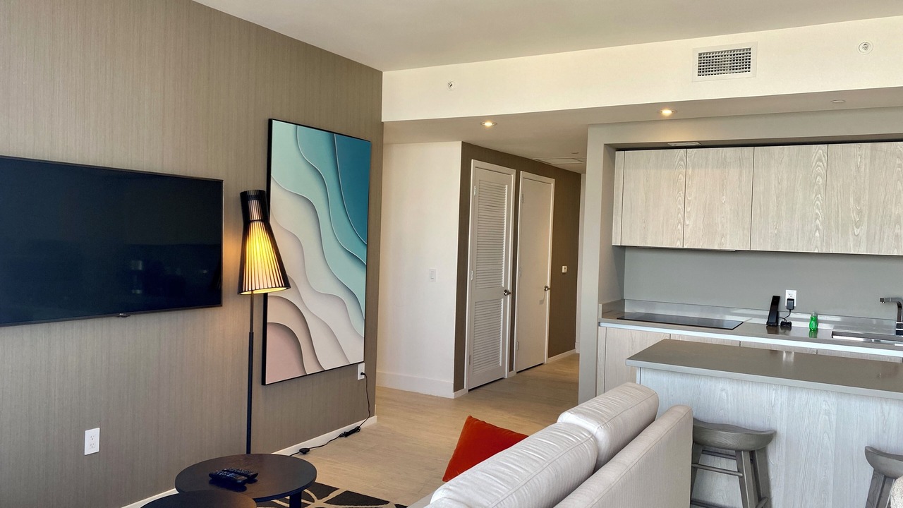 Photo of Livingroom in Hollywood South Central Beach