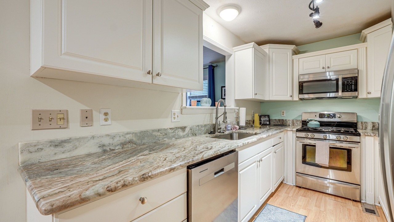Photo of Kitchen in Blairsville