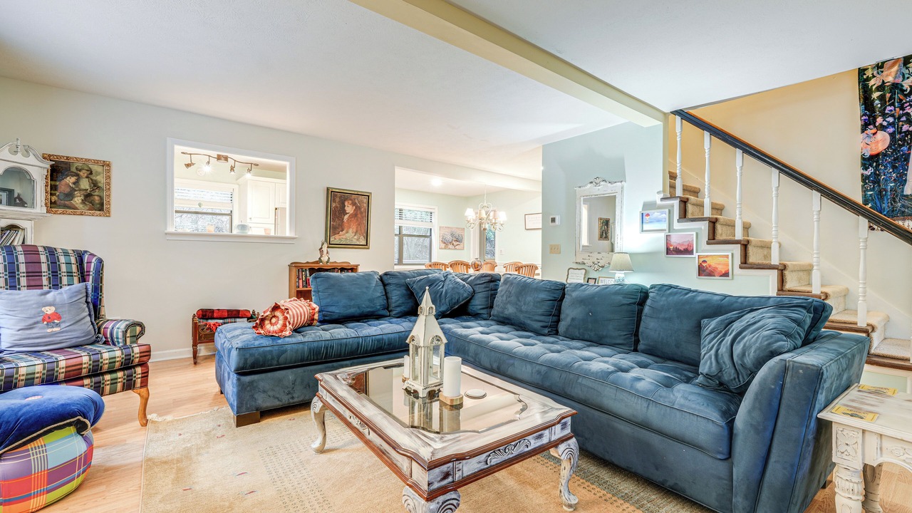Photo of Livingroom in Blairsville