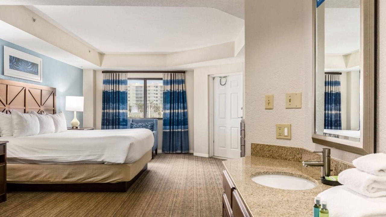 Photo of Bedroom in Harbor Village