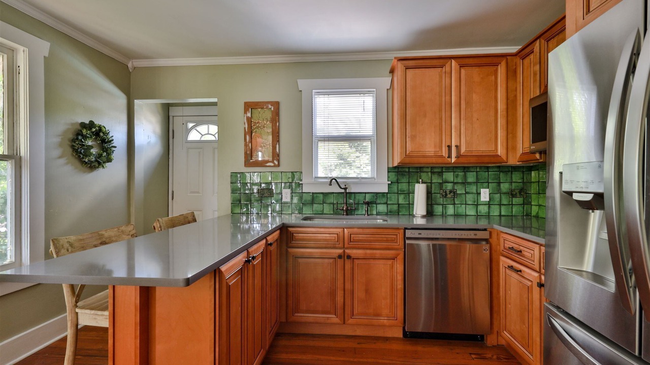 Photo of Kitchen in Historic District