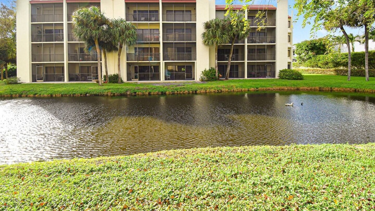 Photo of Outdoor in Jupiter One