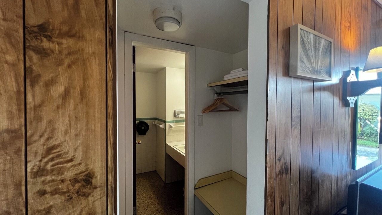 Photo of Bathroom in New Smyrna Beach