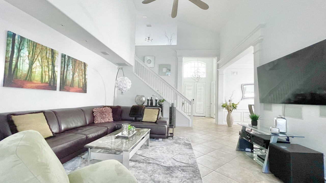 Photo of Livingroom in Naples