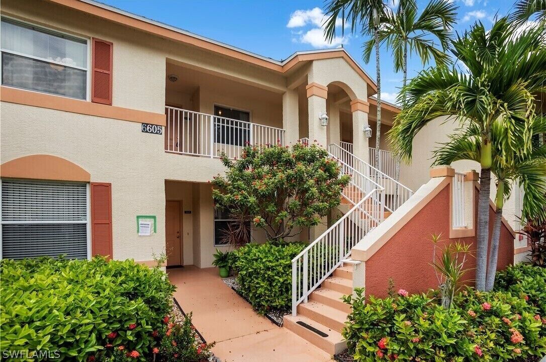 Photo of Outdoor in Naples