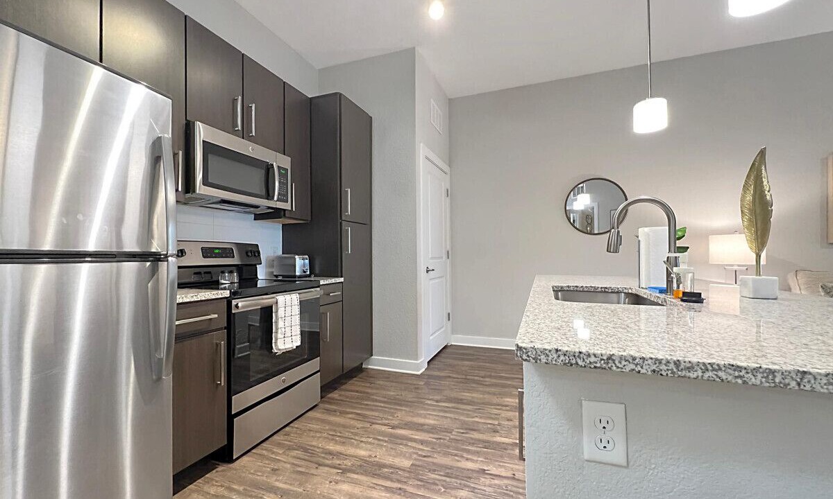 Photo of Kitchen in Carver City - Lincoln Gardens