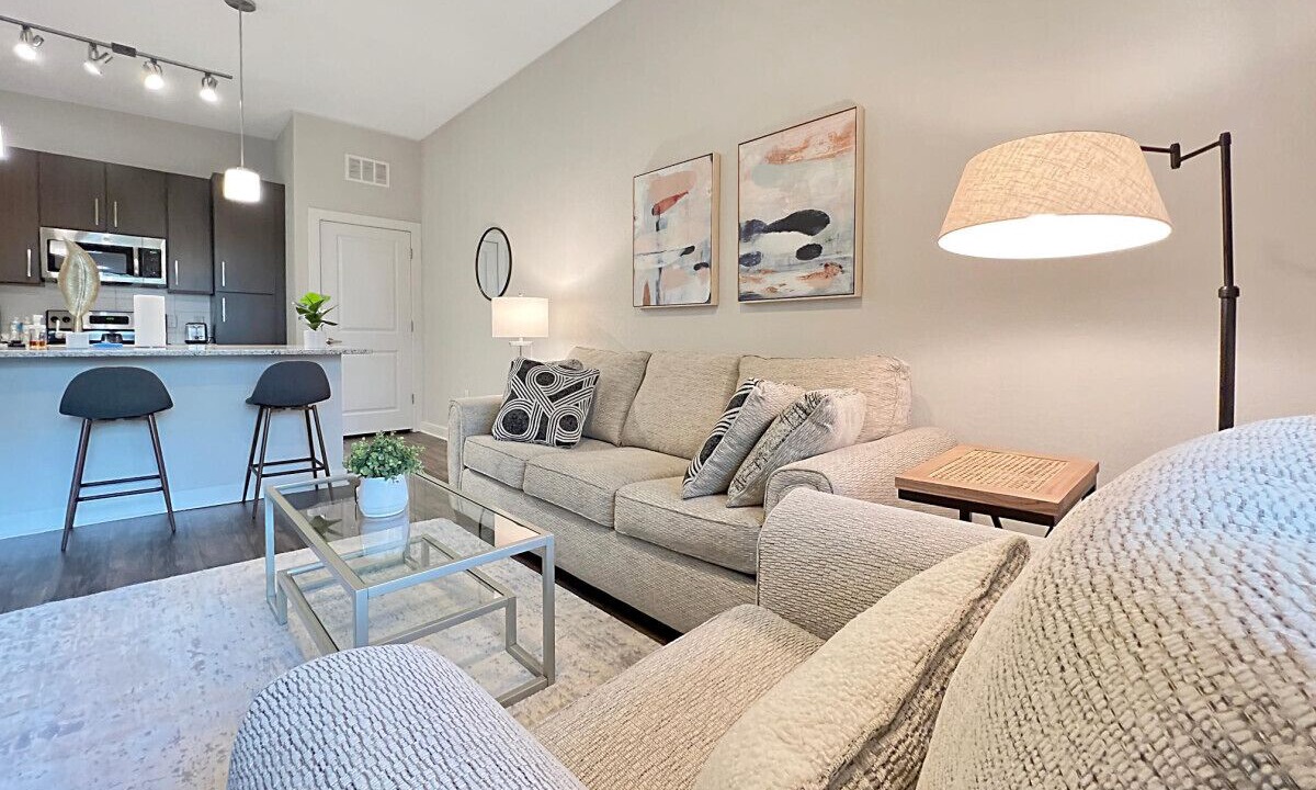 Photo of Livingroom in Carver City - Lincoln Gardens