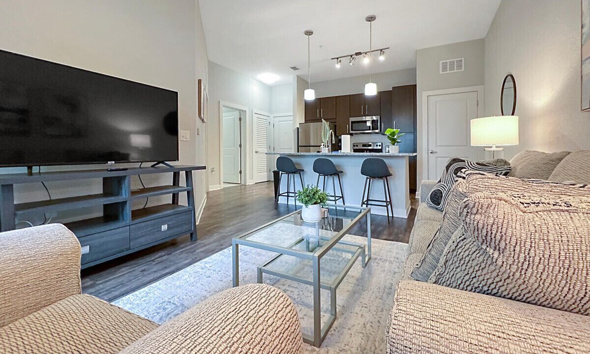 Photo of Livingroom in Carver City - Lincoln Gardens