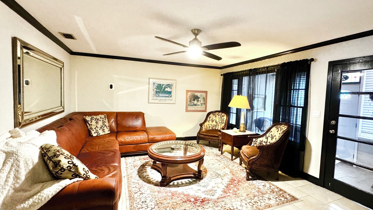 Photo of Livingroom in Kingston
