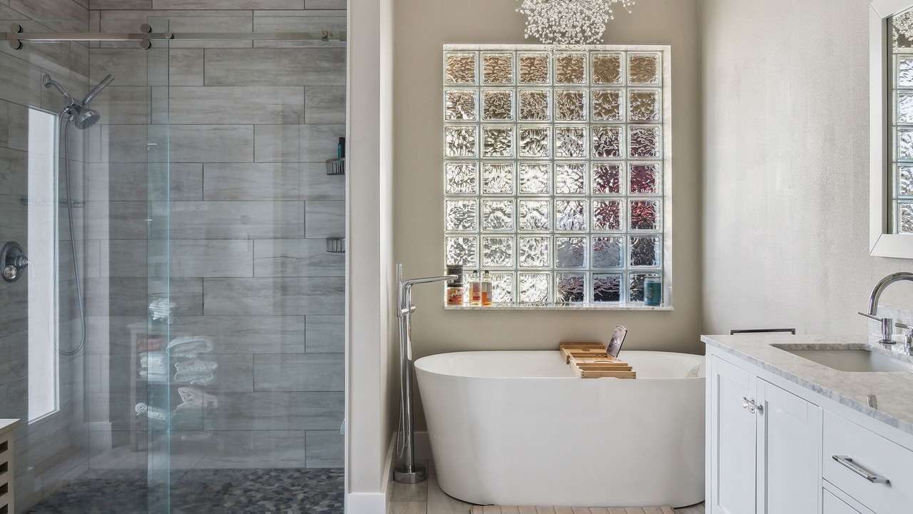 Photo of Bathroom in Port Orange