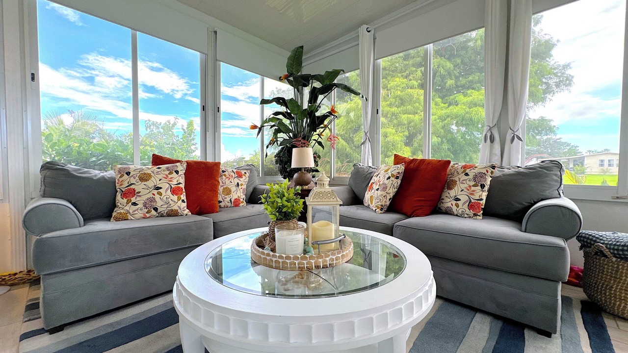 Photo of Livingroom in Ellenton