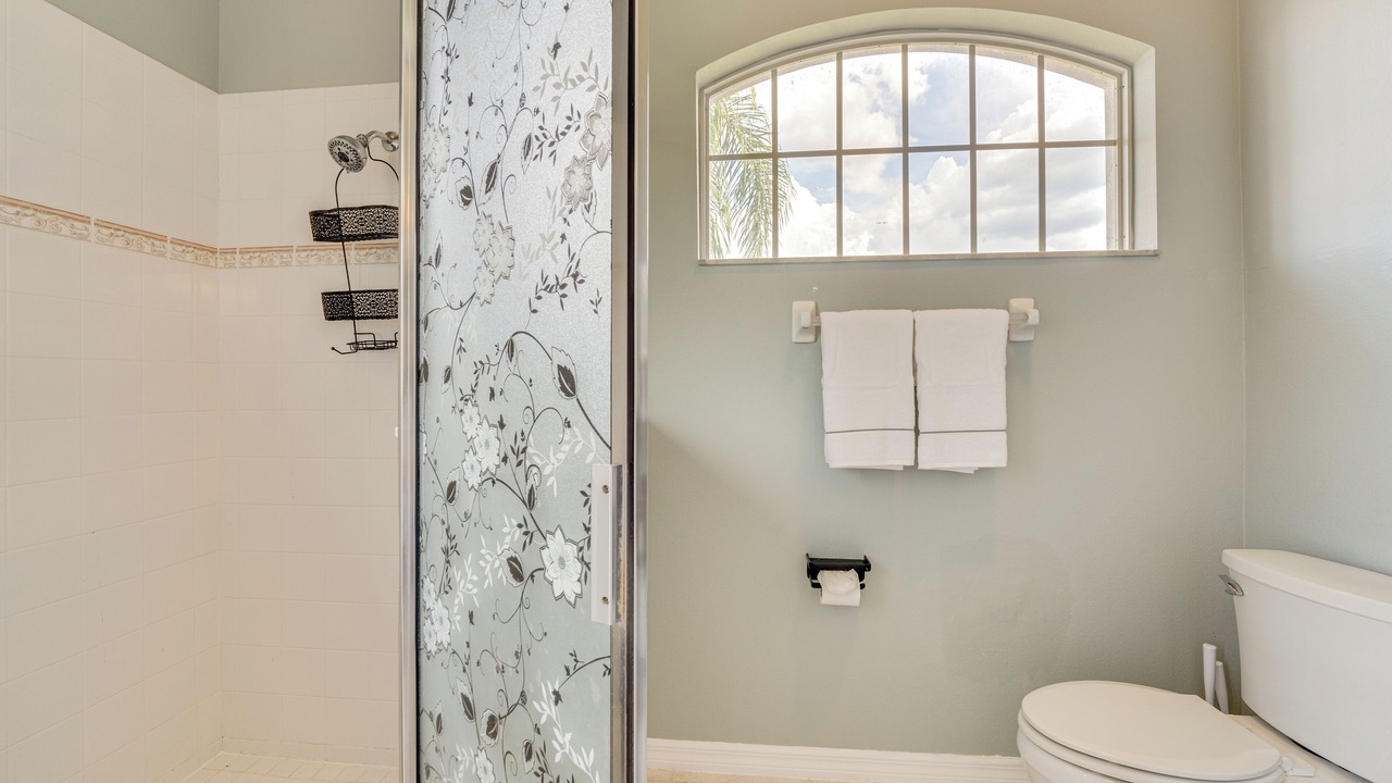 Photo of Bathroom in Ridgewood Lakes
