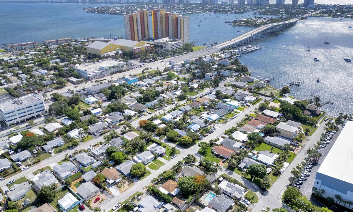 Photo of Outdoor in Riviera Beach
