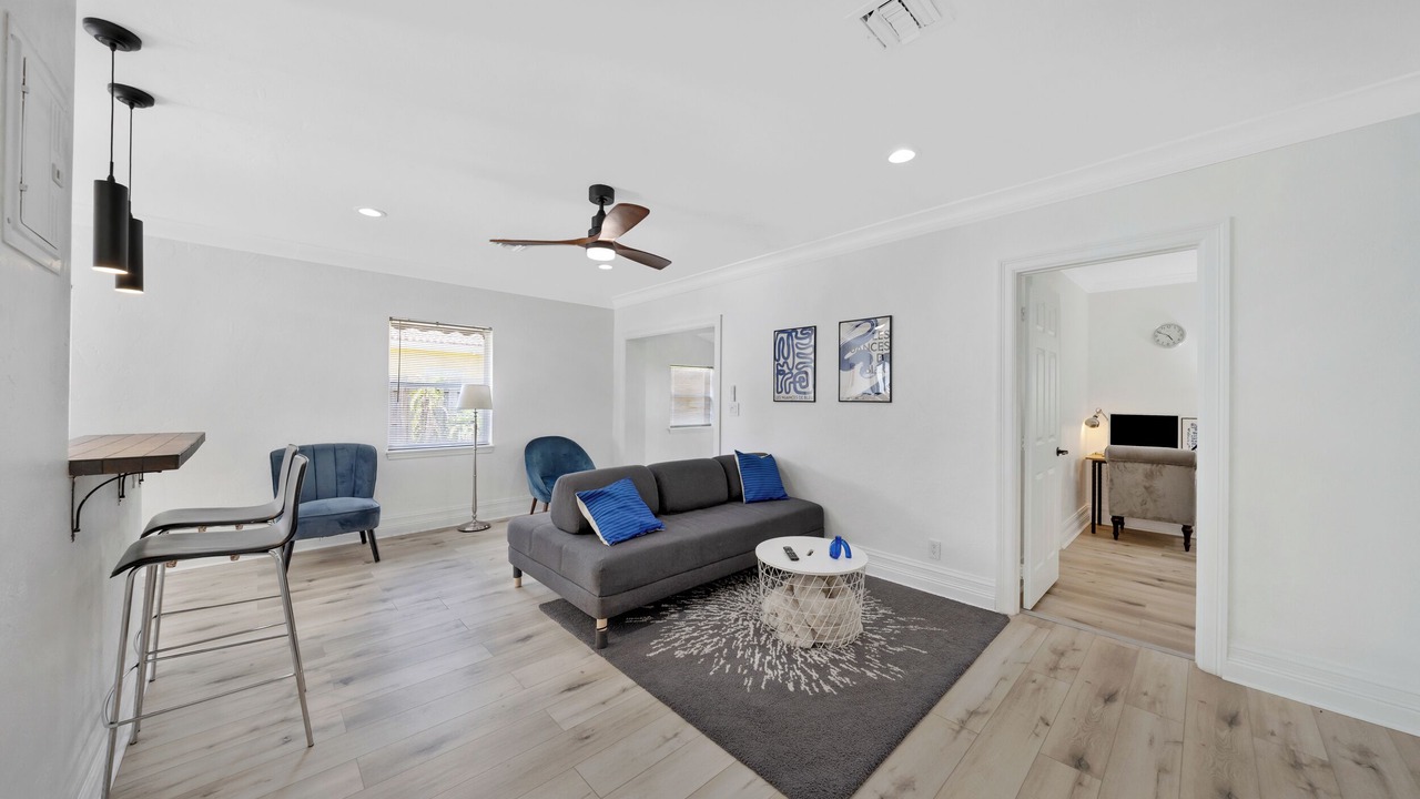Photo of Others in Poinsettia Heights