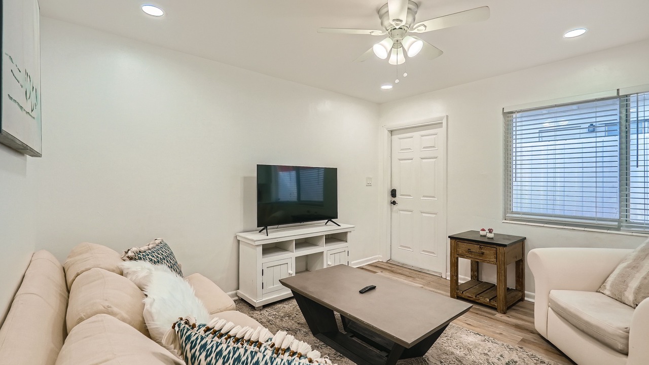 Photo of Livingroom in Singer Island