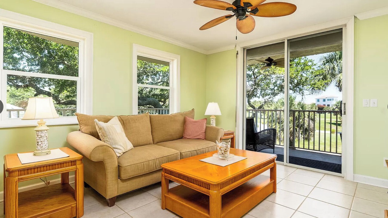 Photo of Livingroom in Melbourne Beach