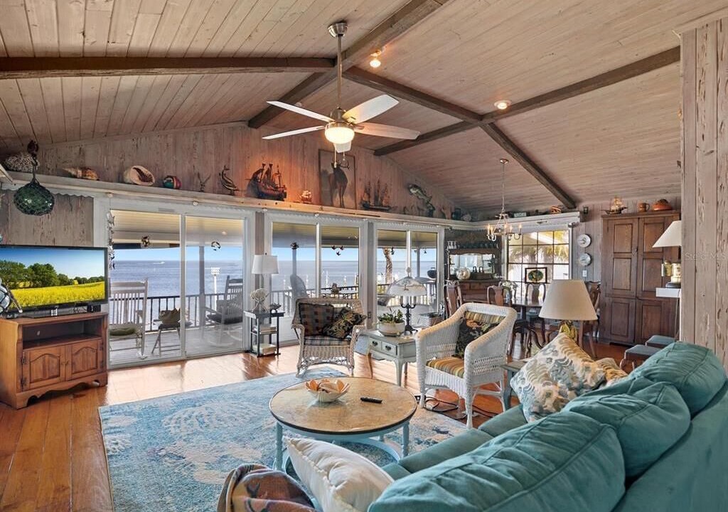 Photo of Livingroom in Holiday