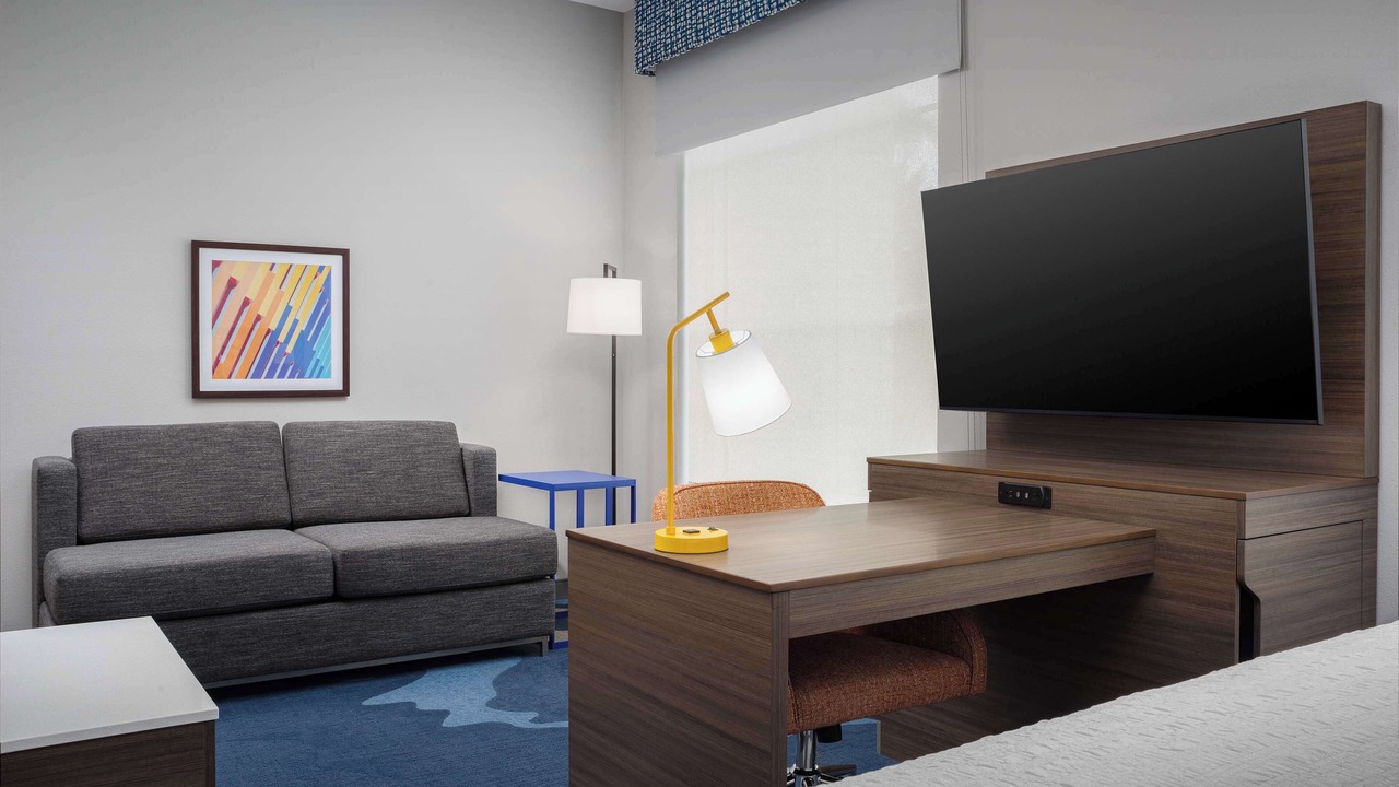 Photo of Livingroom in Isles of Collier Preserve