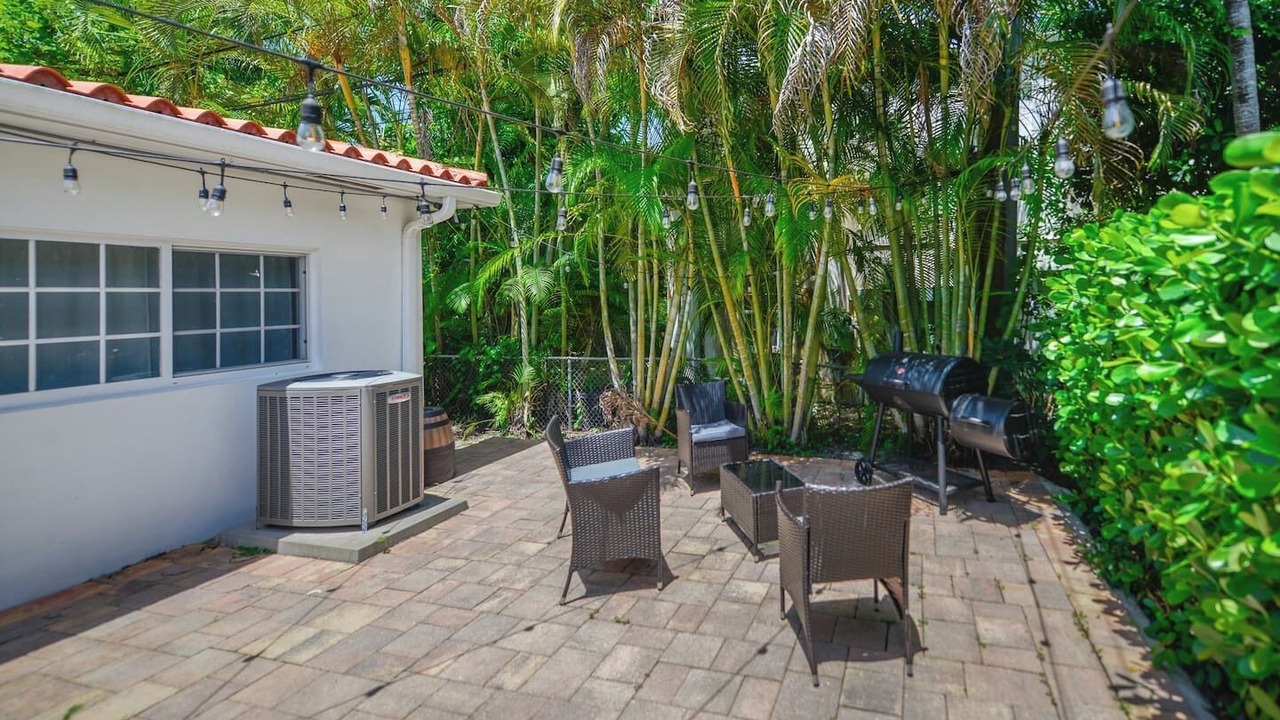 Photo of Patio Balcony in Coral Estates