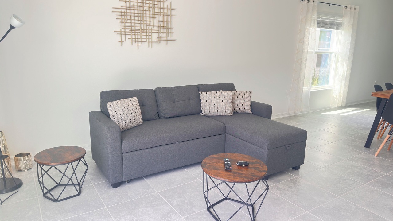 Photo of Livingroom in Lakeland - Winter Haven