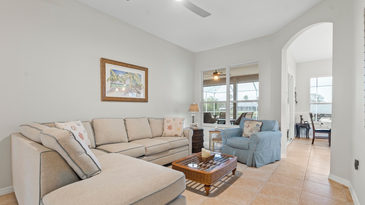 Photo of Livingroom in Palm Harbor