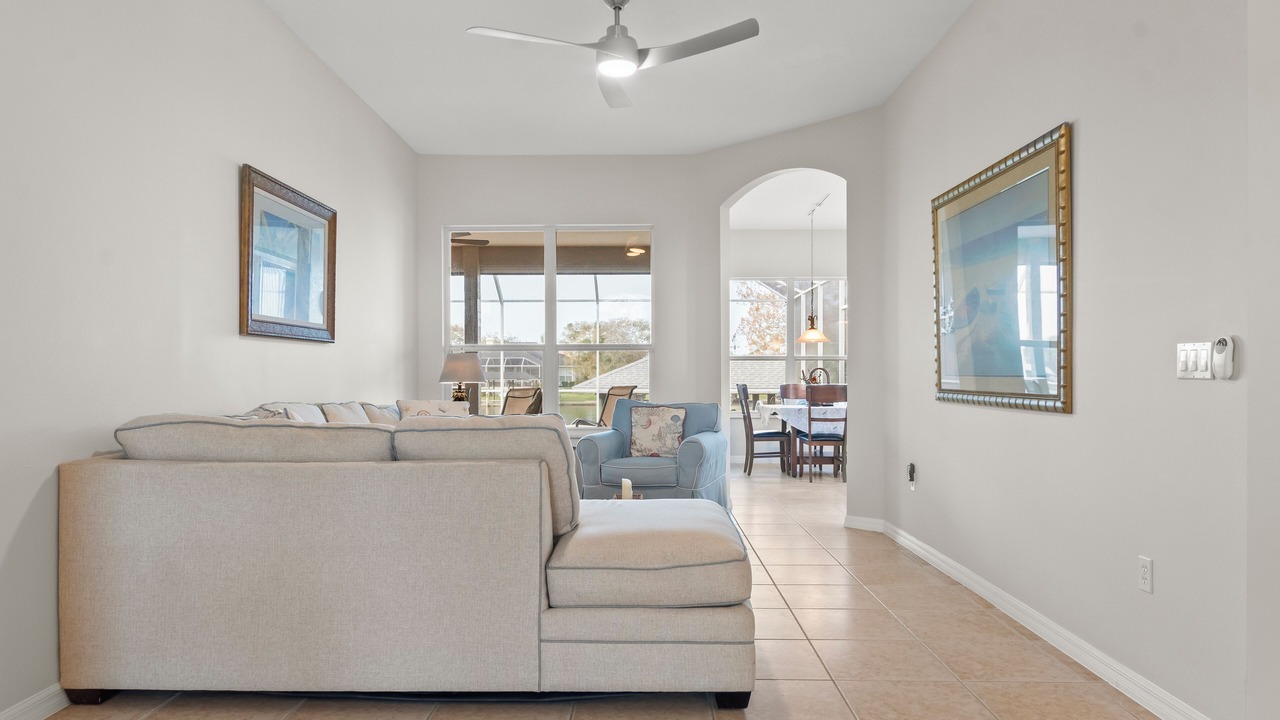Photo of Livingroom in Palm Harbor