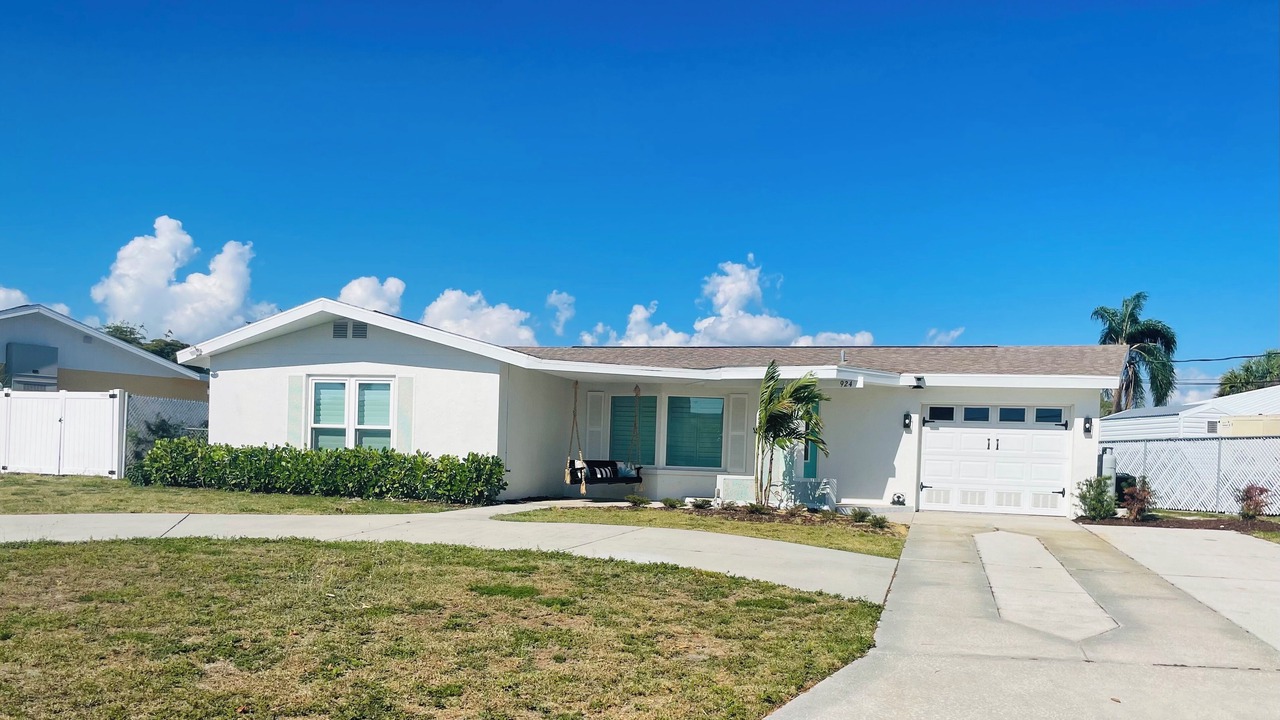 Photo of Outdoor in Bay Colony