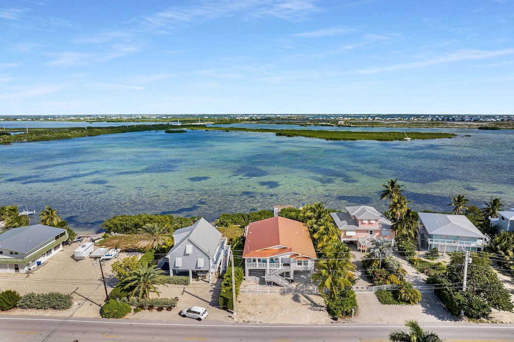 Photo of Outdoor in Breezeswept Beach Estates