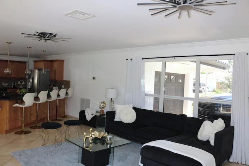 Photo of Others in Coral Ridge Isles