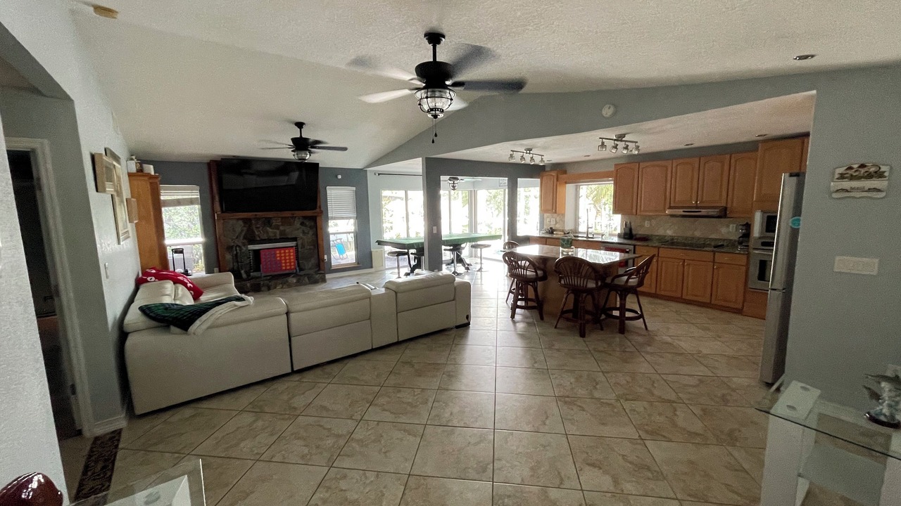 Photo of Livingroom in Fruitville