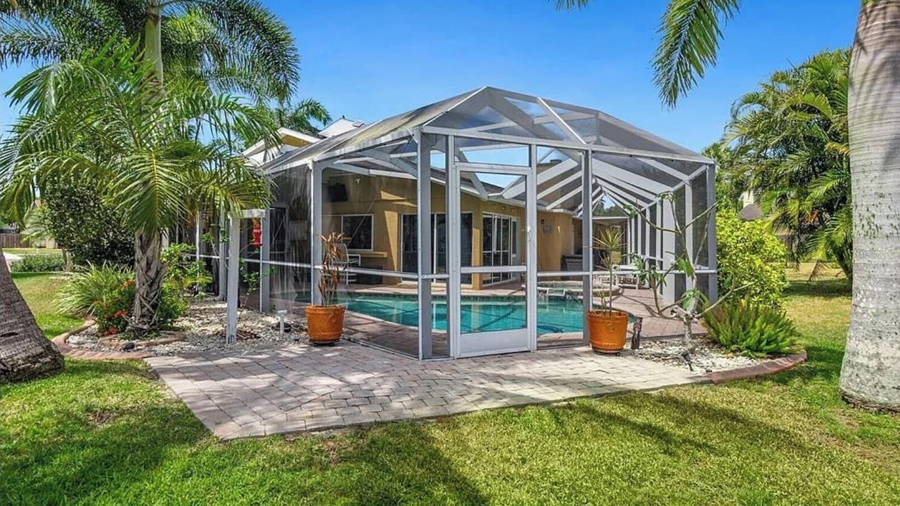 Photo of Outdoor in Fruitville