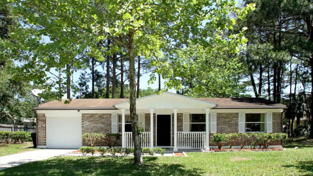 Photo of Outdoor in Dolphin's Cove