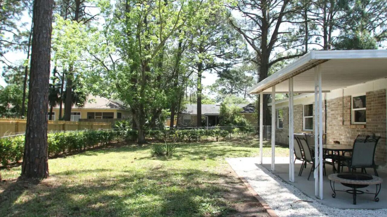 Photo of Outdoor in Dolphin's Cove