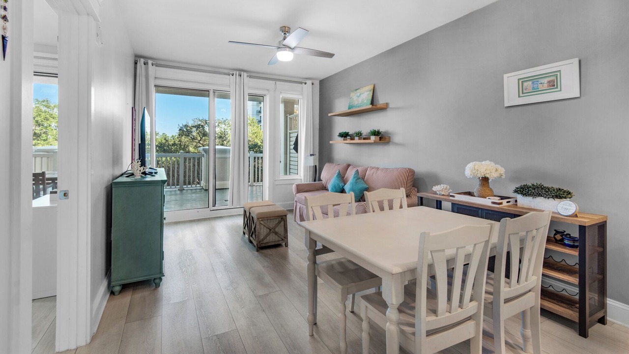 Photo of Patio Balcony in Baytowne Wharf